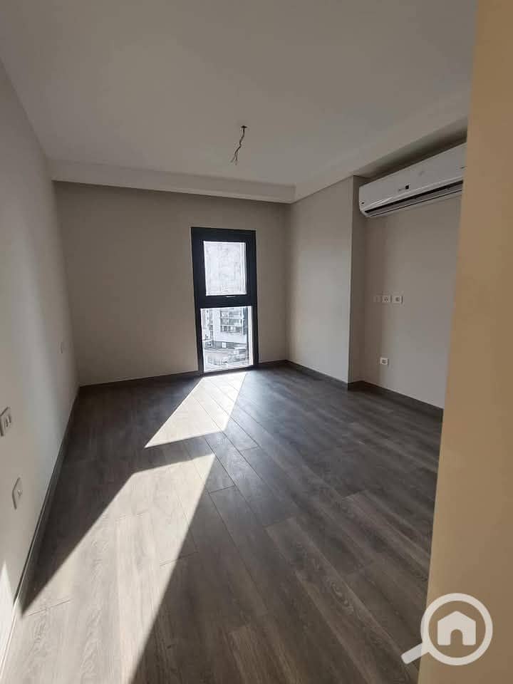 4 FB_IMG_1739268572292. jpg