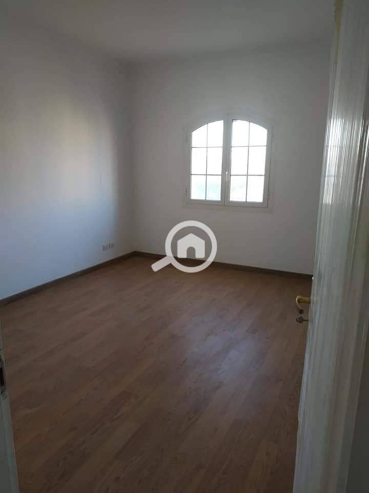 7 d9d20d6f-e5d8-41aa-b871-7f4f7793aad0. jpg