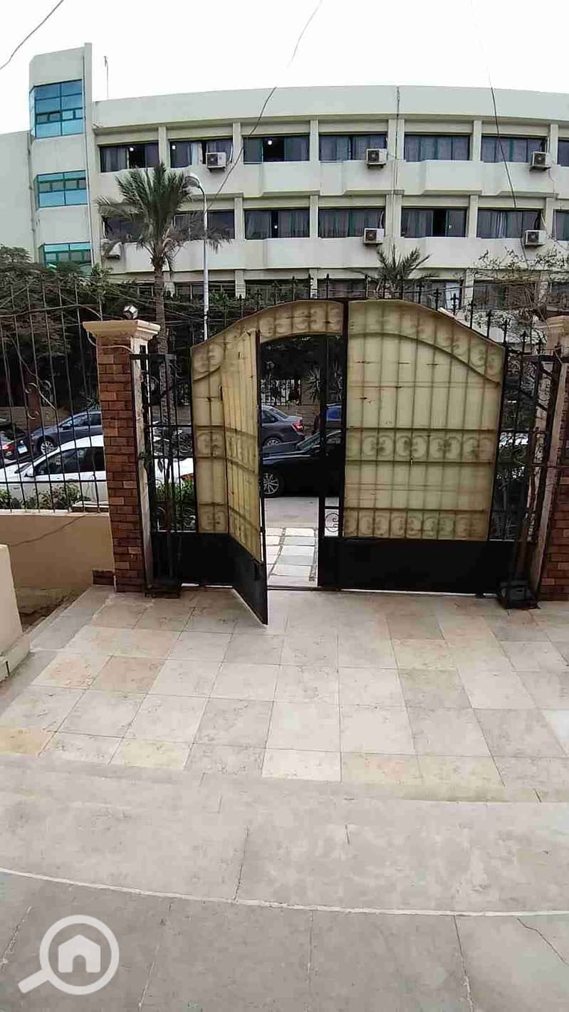 1000622344. jpg 1000622344. jpg