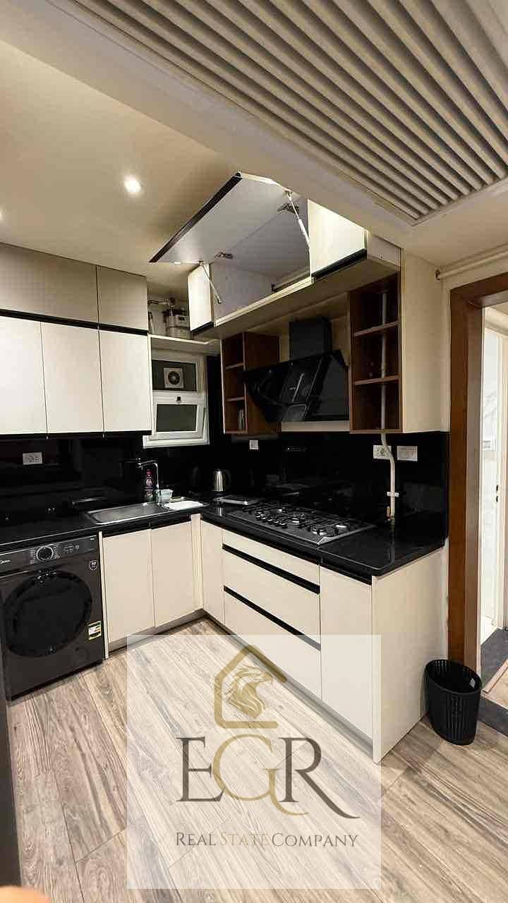 16 d5919e7a-6e32-4672-8d03-b464f5d645bc. jpg