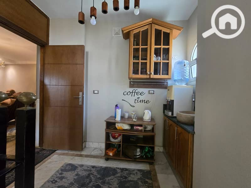 7 496df804-7c1a-420a-90e7-9ca4106596a2. jpg