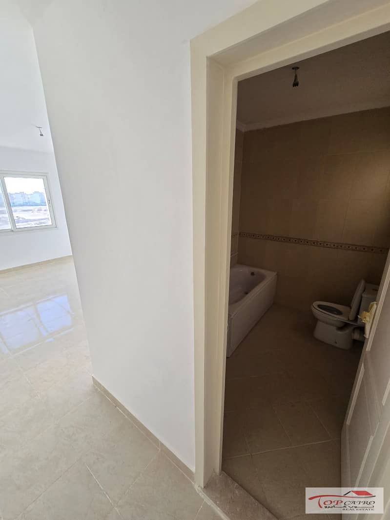 6 WhatsApp Image 2026-01-09 at 9.55. 44 PM (1). jpeg