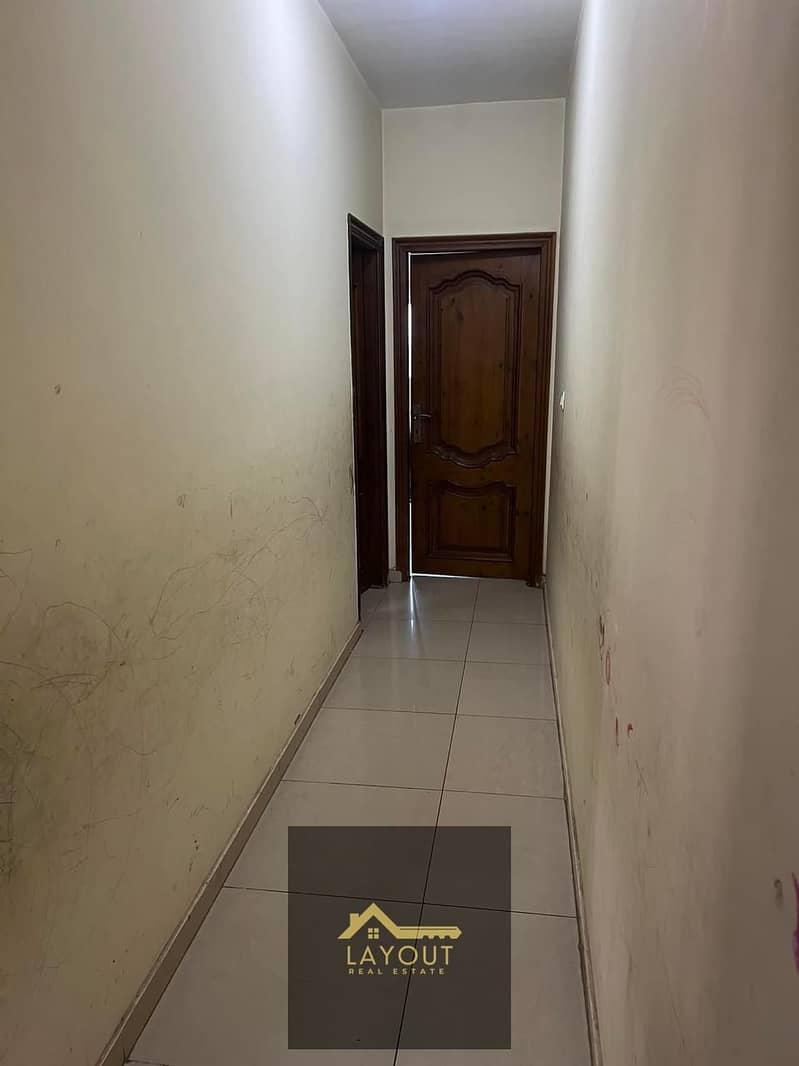 9 cc09d7a2-b41f-47da-a47f-11b05456b3e2. jpg