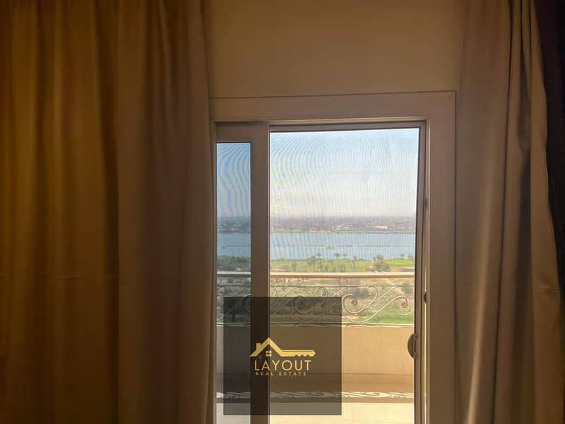 10 2de2fca7-b0fe-4bf9-90ca-379580d429d4. jpg