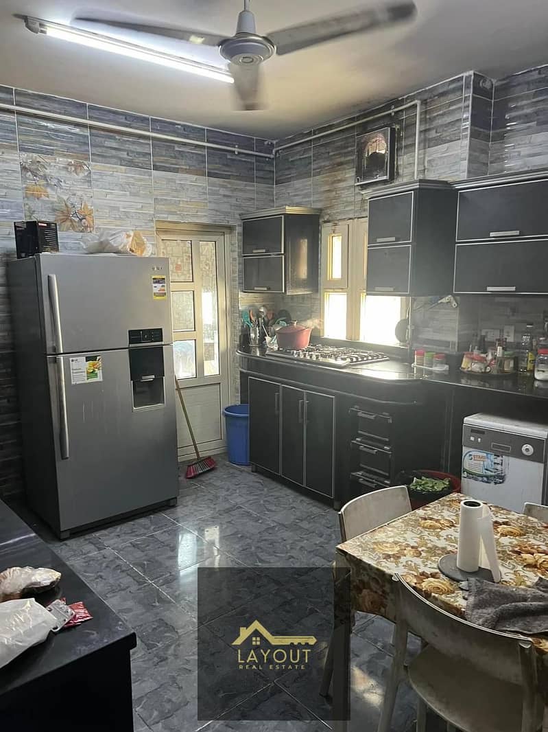 13 de417f2c-5591-4468-8f93-5cc4f3c28e18. jpg