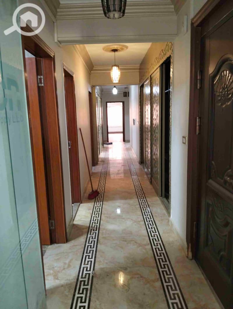 1000258532. jpg 1000258532. jpg