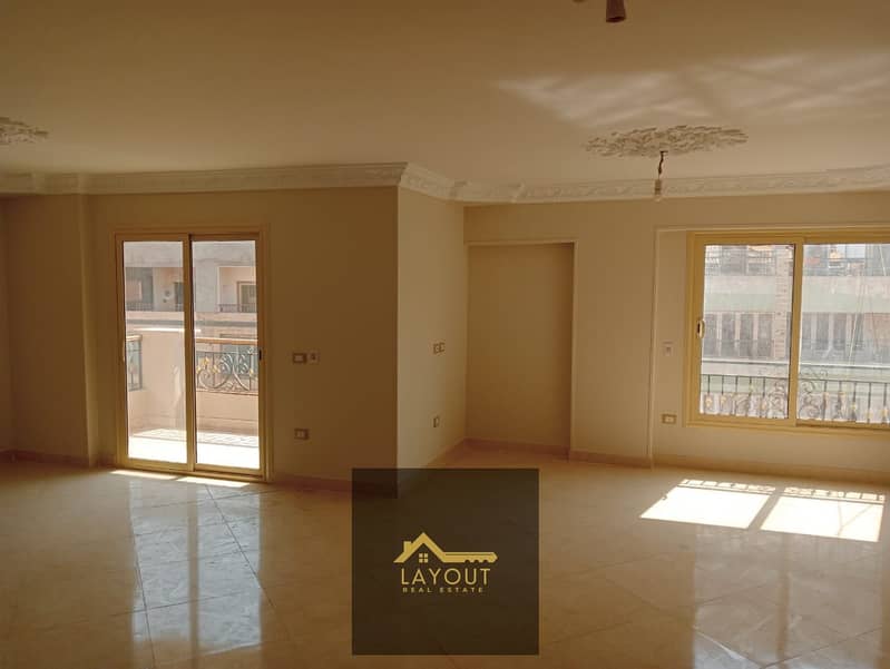 2 cf89331d-e8e2-4ee3-8758-7b4f7b88975a. jpg