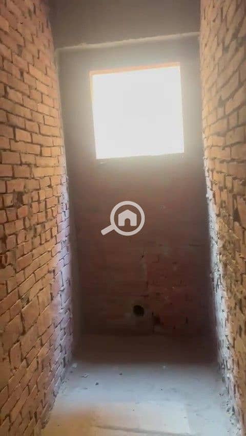 7 WhatsApp Video 2025-12-27 at 3.22. 57 PM - frame at 0m55s. jpg