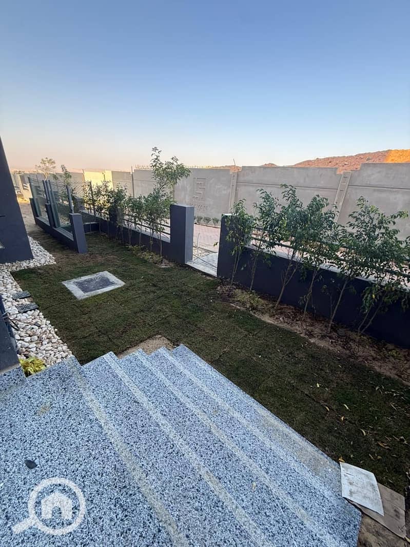 4 WhatsApp Image 2026-01-09 at 1.01. 20 PM (2). jpeg