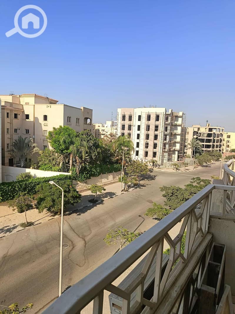 8 1832c8c5-ed4b-42df-9aa0-73ca3fa329ee. jpg