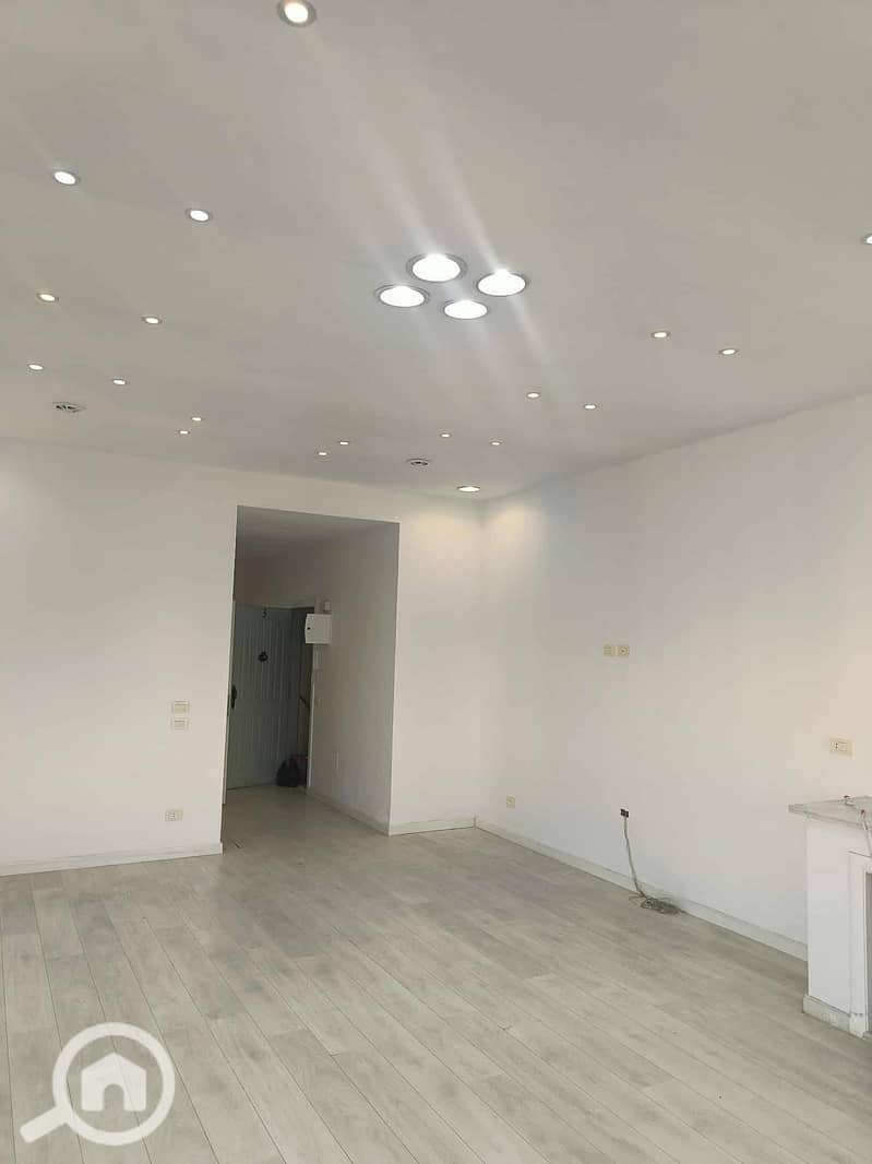 19 f6632899-36f5-4f8f-bbcb-e7f884909a94. jpg