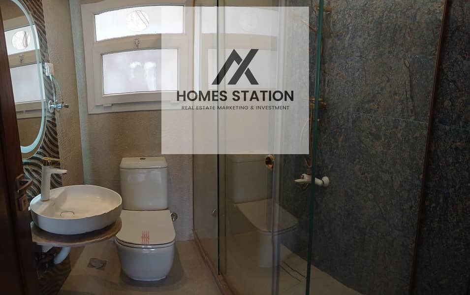 12 642d30c9-c3a8-40e1-b4e4-33f1eba82630. jpeg