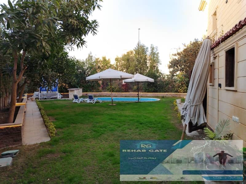 4 e249ef6f-3768-48ca-a6fe-8d1b8c7db763. jpg