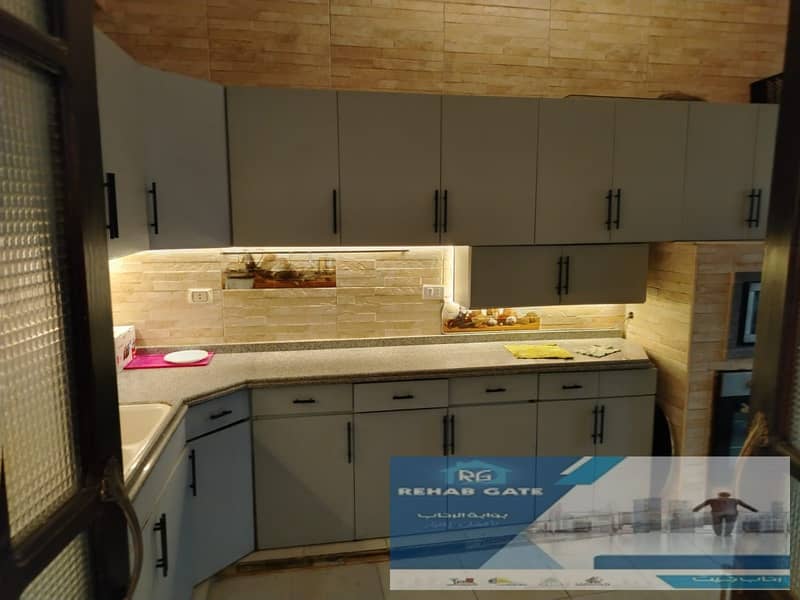 10 7512d169-f9bb-4aa5-bdcc-adef3fbbaddf. jpg