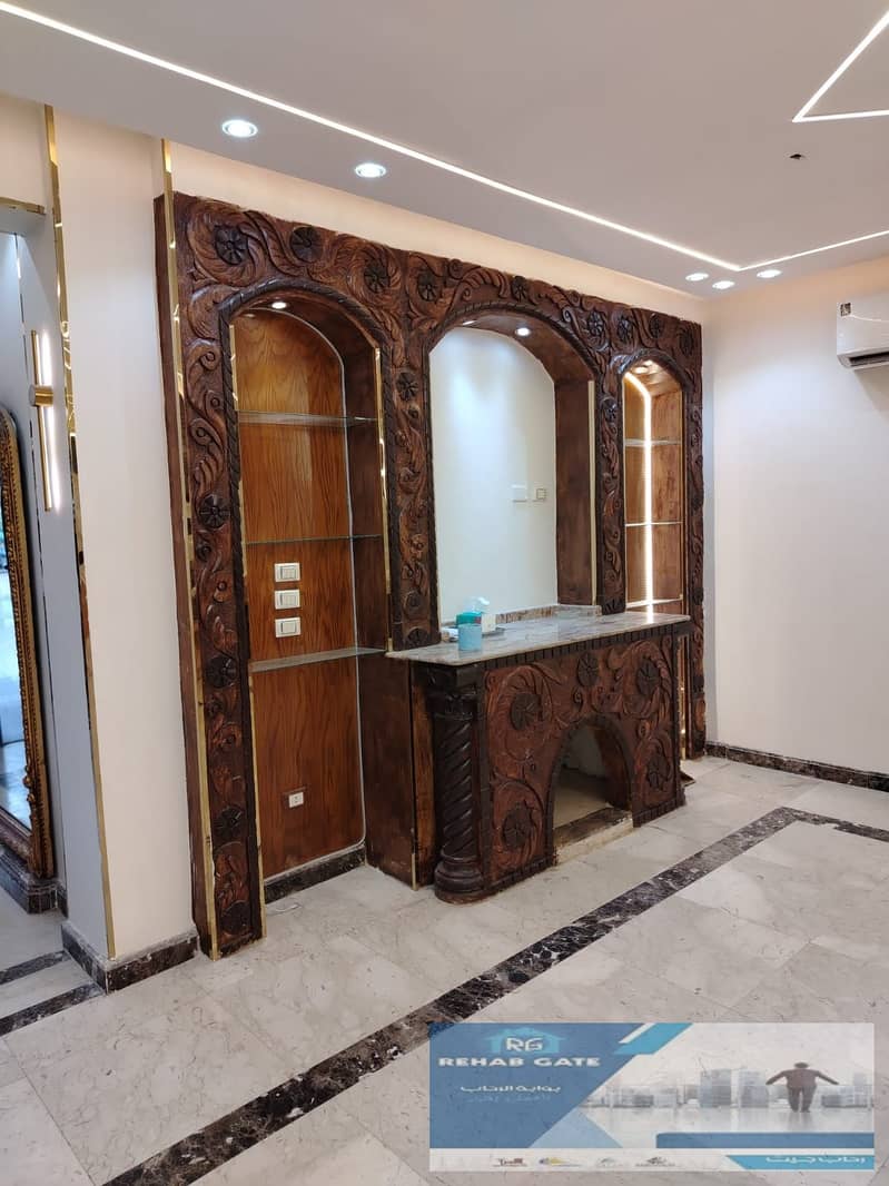 12 aa296764-fc9b-432d-a4bc-422839ad69b2. jpg