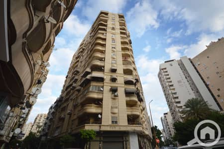 فلیٹ 3 غرف نوم للبيع في سموحة، الإسكندرية - 41. jpg