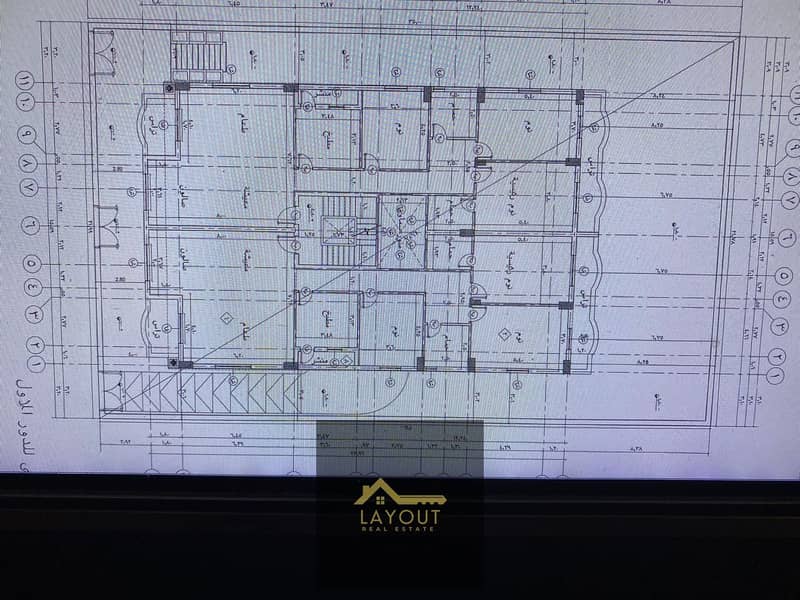 8 1c697c28-05e6-477a-8d92-d1b936b196f2. jpg