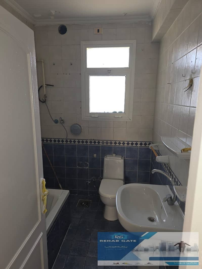 4 1 - Copy (2). jpeg