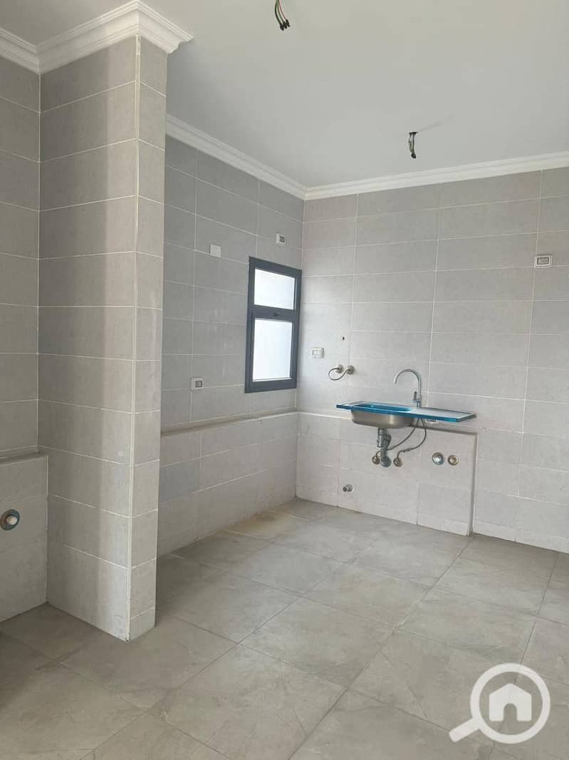 3 494382985_1408426103568034_1648623899815647426_n. jpg