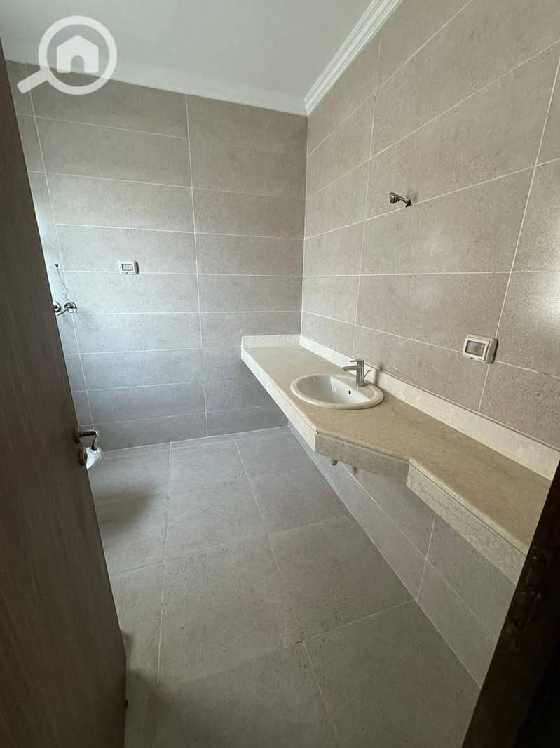 11 497446316_1408426526901325_7801526722159040816_n. jpg