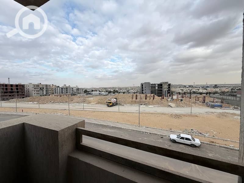 10 5f32d2ed-139a-46a0-b1a2-8d36880e5224. jpeg