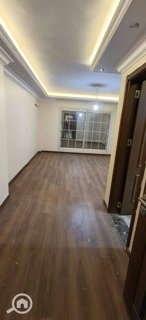 7 63cff6d8-a4e8-40af-9f94-e84b60539db5. jpg