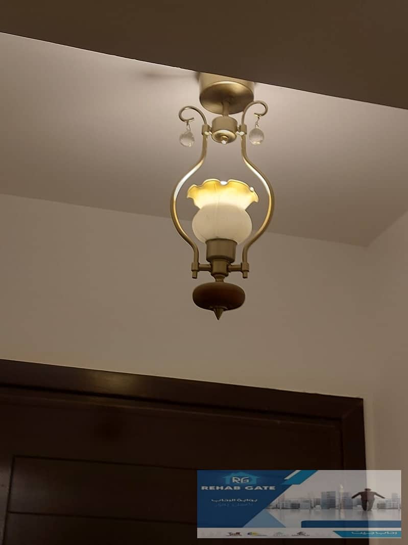 2 4b273d24-a125-492f-a1d9-d52c2d7125e3. jpg