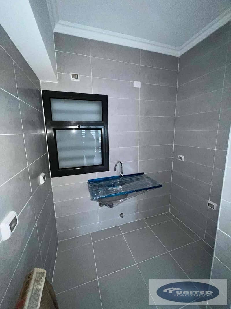 8 1ef9ca87-02f7-4e98-9ee7-209f6da3bb95. jpg