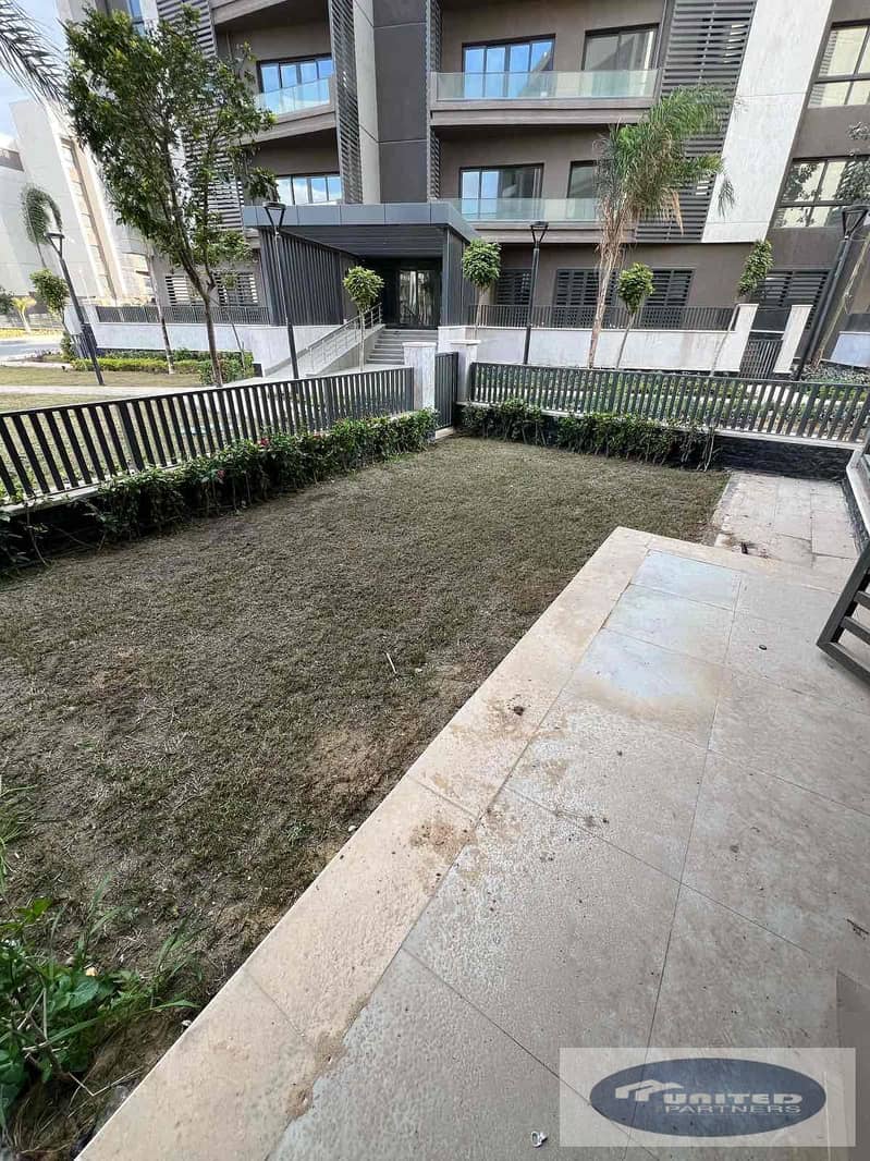 11 76a43b0a-33e9-4680-b9d1-d41751ccbbfc. jpg