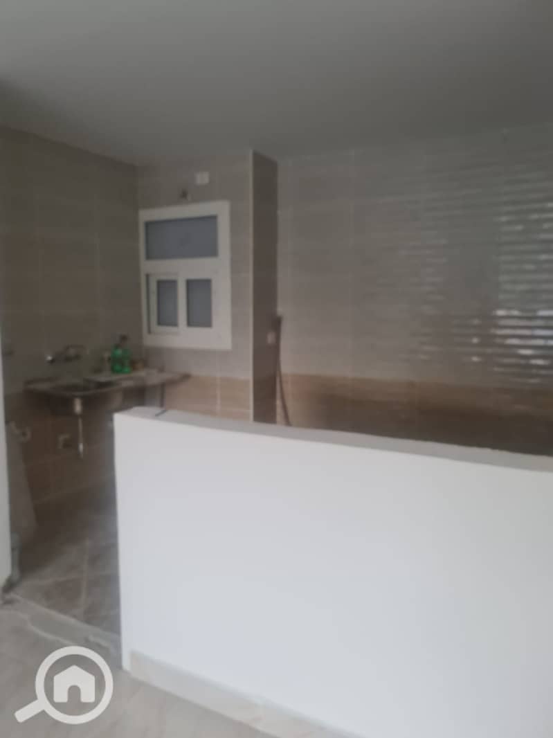 4 7e9f7bcc-f0db-4ae0-ba55-f6bc04a57d37. jpg