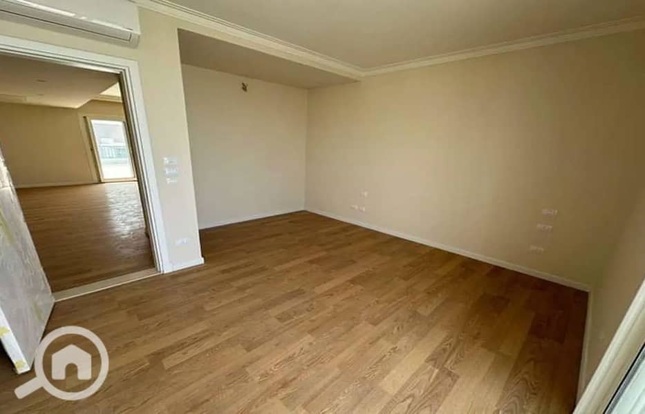 4 5738552-92409o_1400x900. jpg