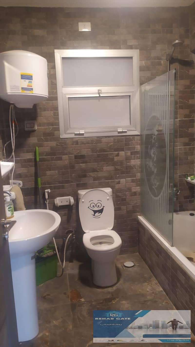 10 bc9f2b77-89c1-4598-9c5c-697389ef9622. jpg