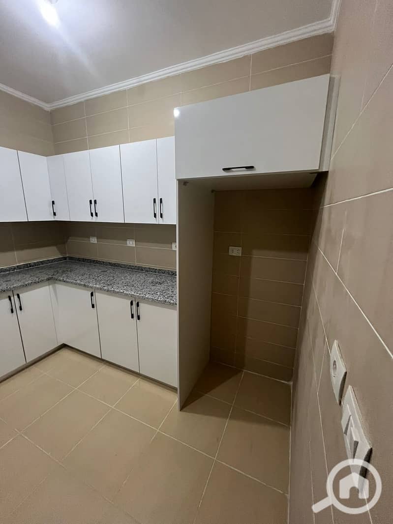 7 WhatsApp Image 2025-02-25 at 10.08. 01 AM. jpeg