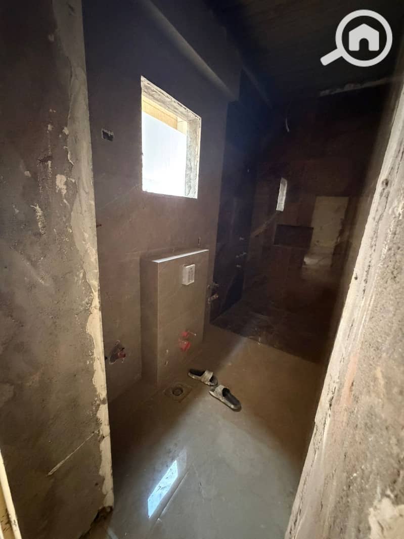 4 WhatsApp Image 2026-01-10 at 12.54. 21 PM. jpeg