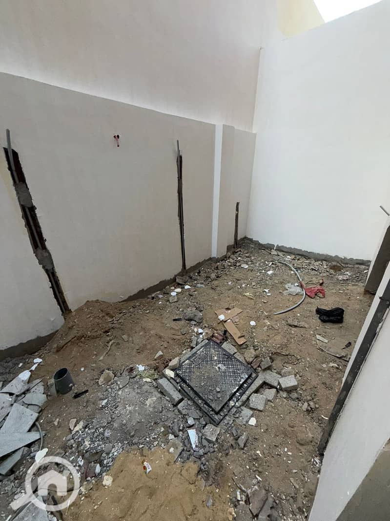 4 WhatsApp Image 2026-01-10 at 12.52. 27 PM. jpeg