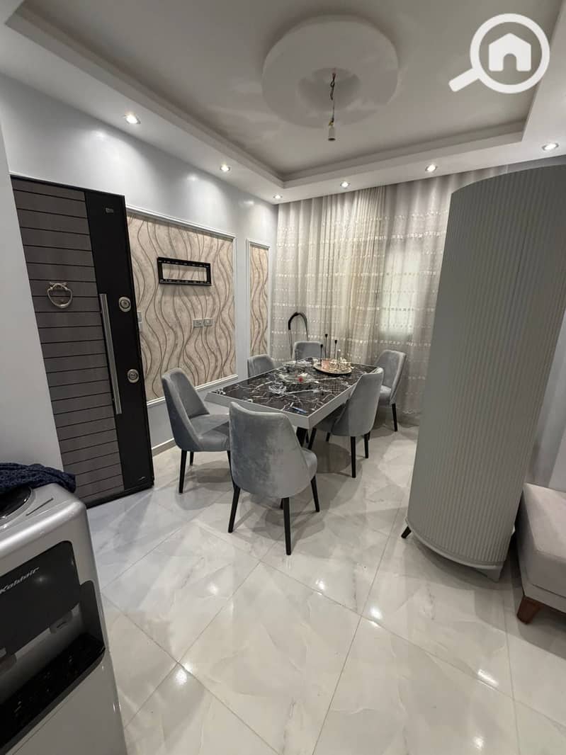 8 da1d8db4-170d-4a64-bd2e-90a5cb9119a8. jpg