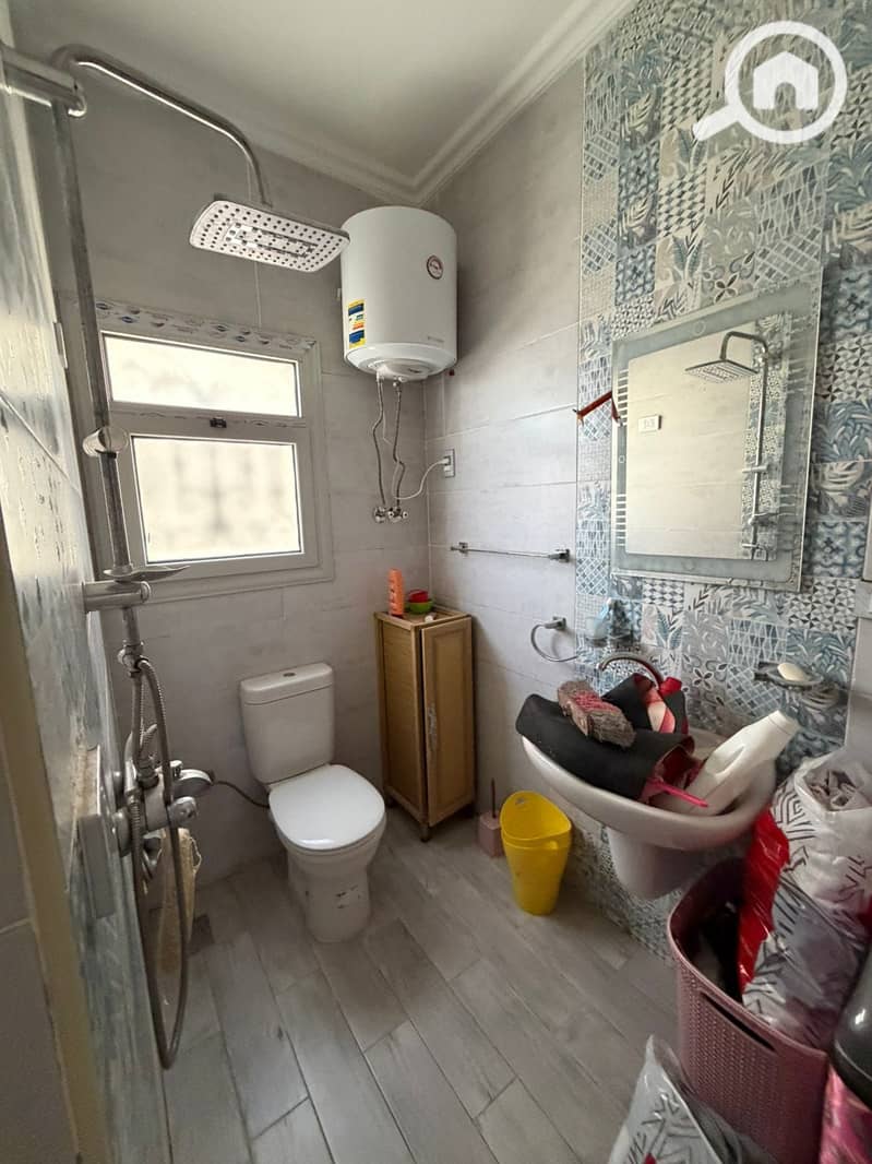 11 f6a25164-1872-4aa0-92dc-f36dc738e49c. jpg