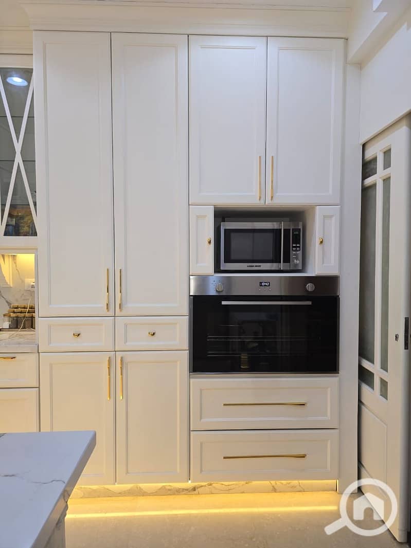 4 WhatsApp Image 2026-01-10 at 12.11. 34 PM (1). jpeg