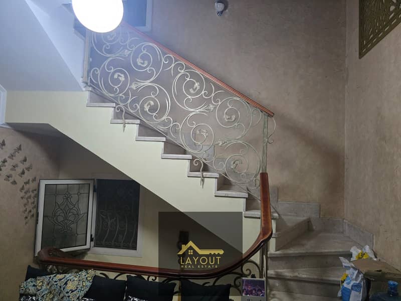 9 c809f015-8708-440d-a6a5-449251fb1dba. jpg