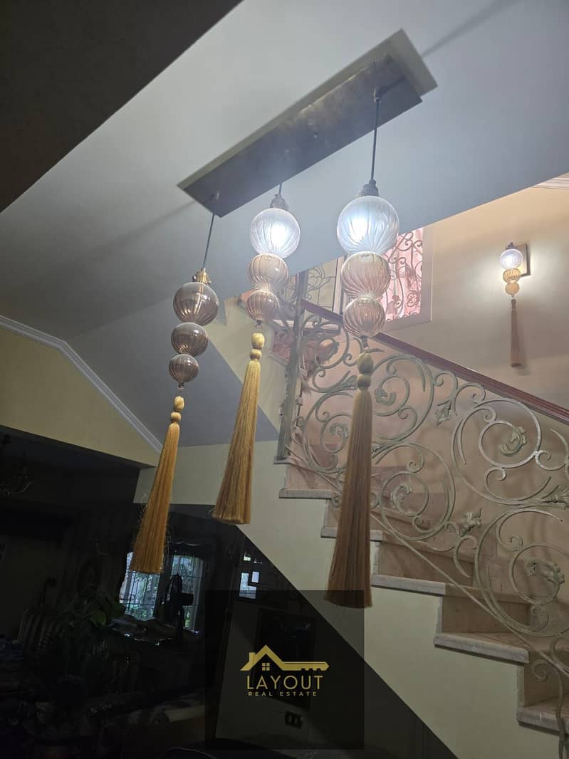 15 d5a33760-f1cd-42ff-bee5-ed4dda87856c. jpg