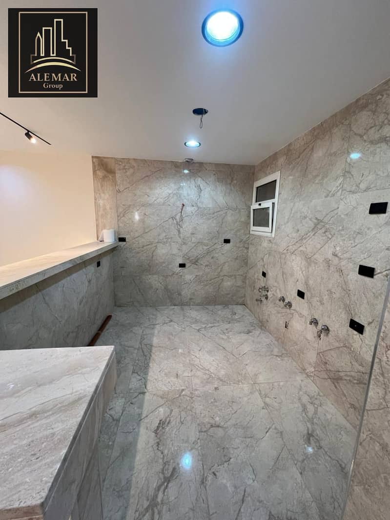 4 9d964ed9-d45b-4a32-839f-df3ae5f783a6. jpg