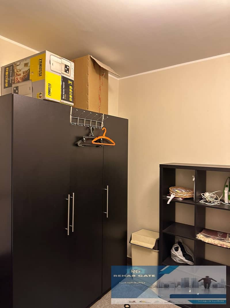 4 09a5b250-18a0-40d5-84eb-cfbbde243e44. jpg