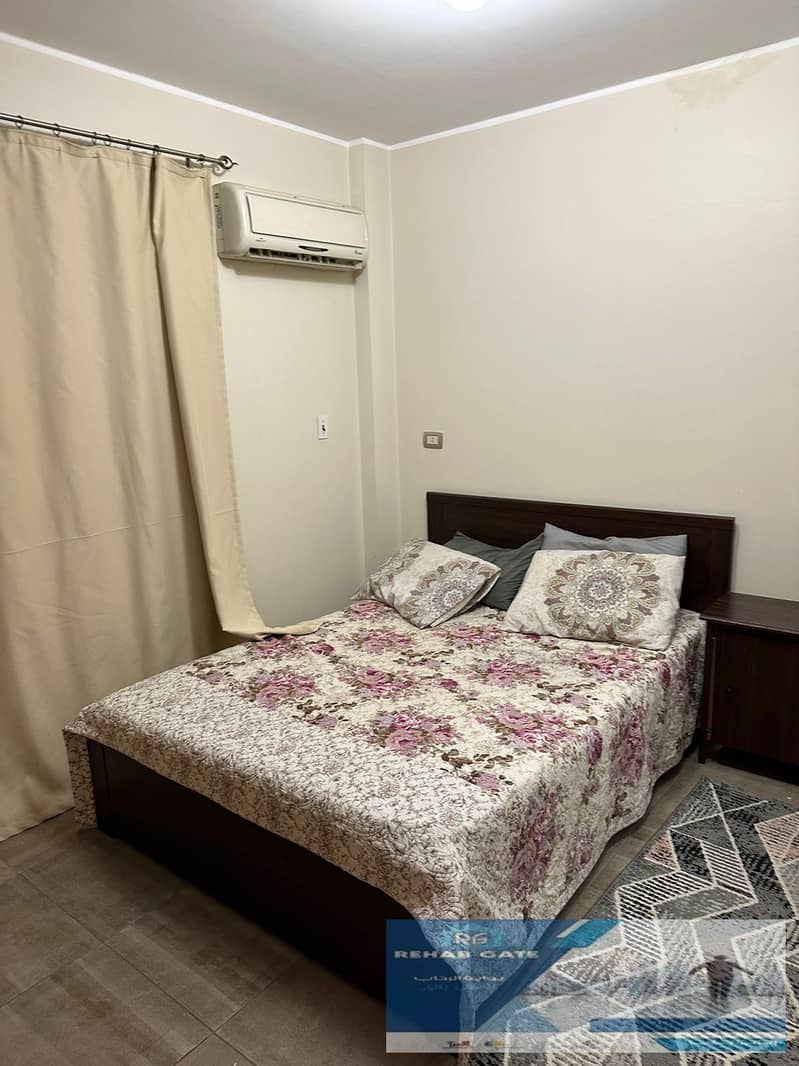 10 e2915522-fc63-44f1-a294-3ccd79486e85. jpg