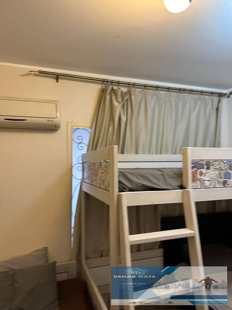 11 ec3c04eb-0d3d-415c-9097-433963097b53. jpg