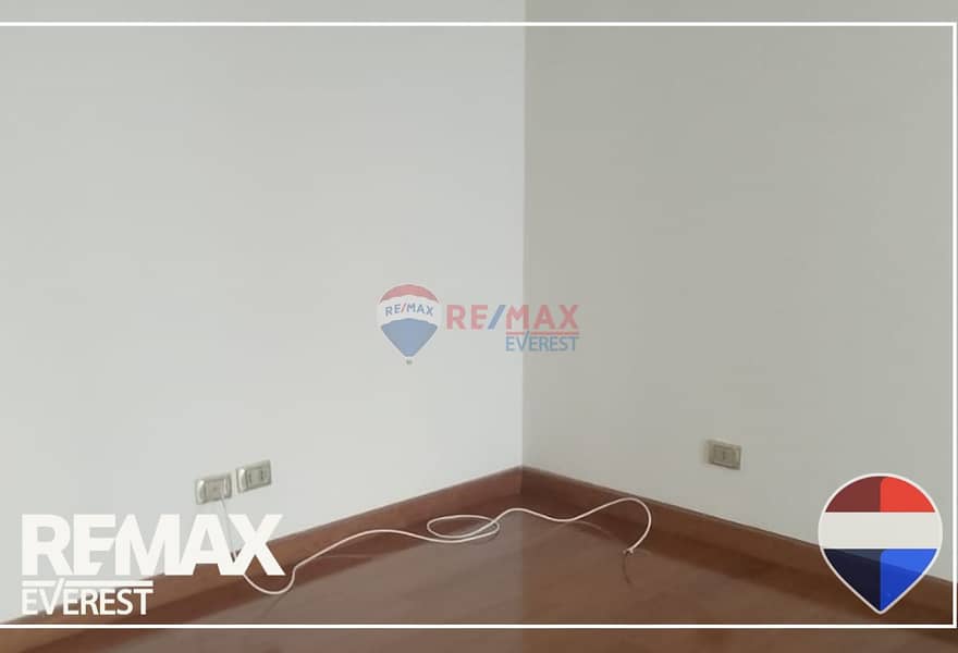 7 original - 2026-01-10T141925.227. jpg