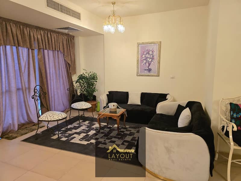 8 c5c79c2b-2f09-4d0f-a49b-852f6ae0c77c. jpg