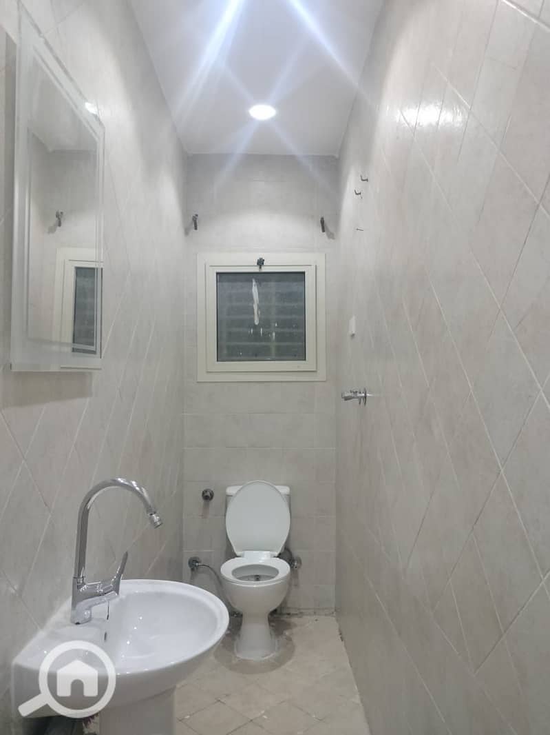 14 e119e3ad-a01d-4859-a5b4-af999a7dd2ad. jpg