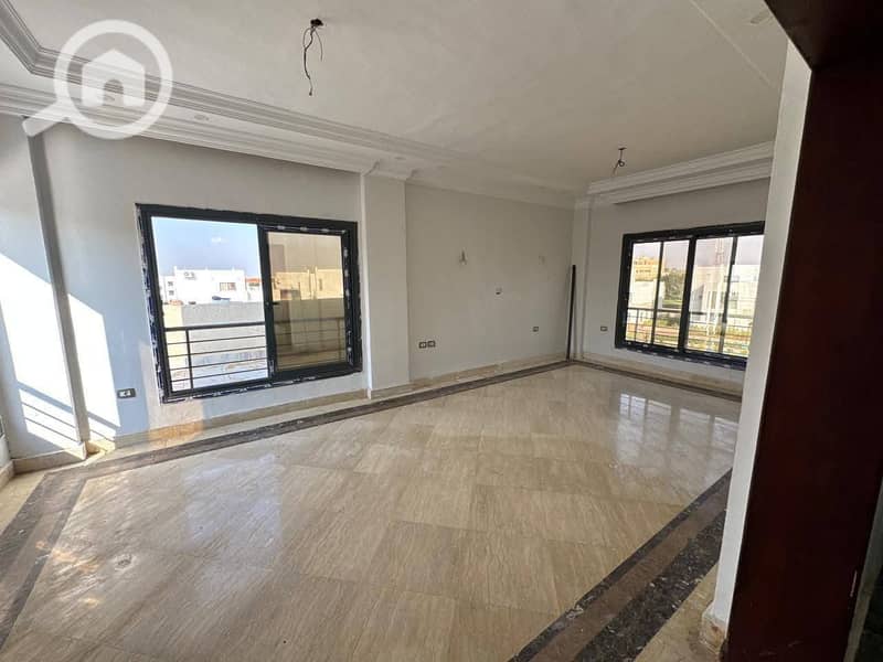 5 598797416_871681938695990_4258220569034753043_n. jpg