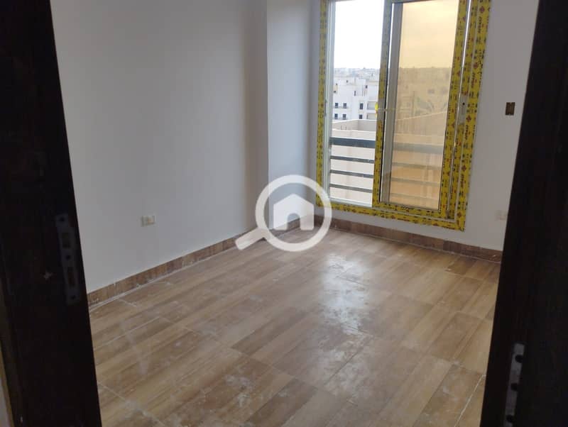 8 b33022bf-fd9f-4f71-9ba7-922aedf28554. jpeg