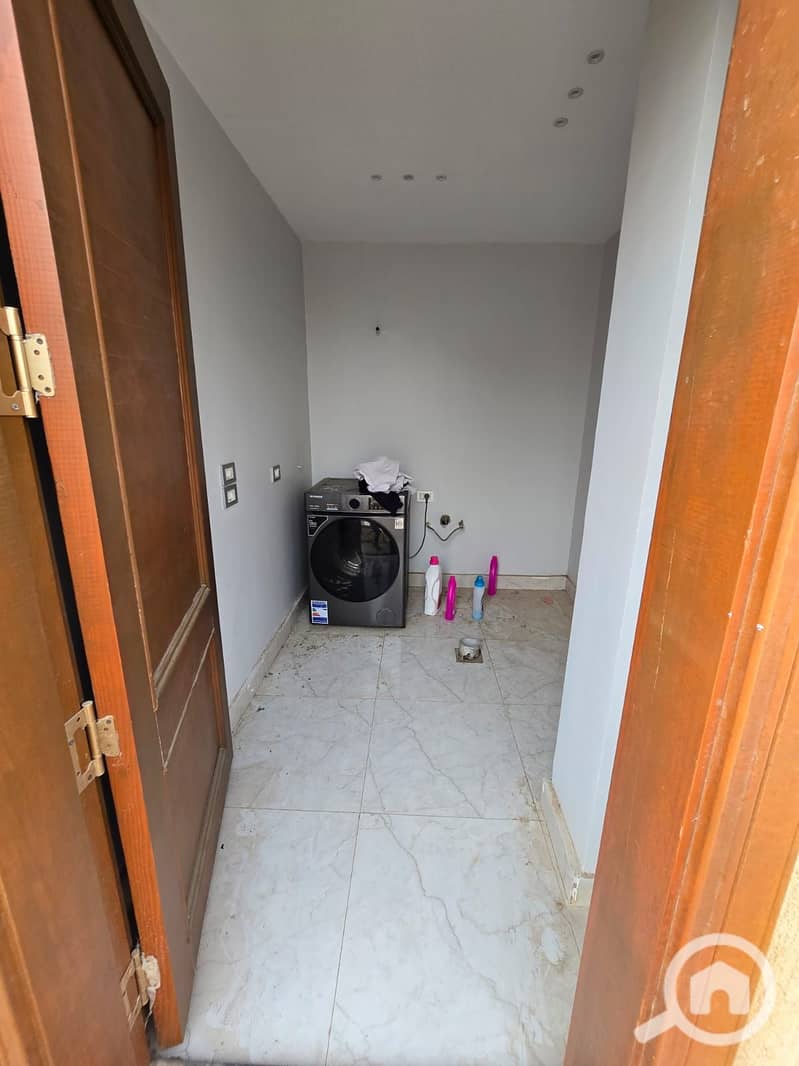 20 c1ebafee-72da-46dd-bbb5-3e2c59c6b133. jpeg